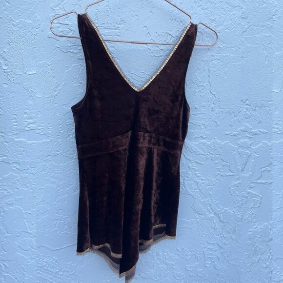 Express Womens Asymmetrical Gold Sequin Sleeveless Top Velvet Brown Sz XS - Picture 4 of 11